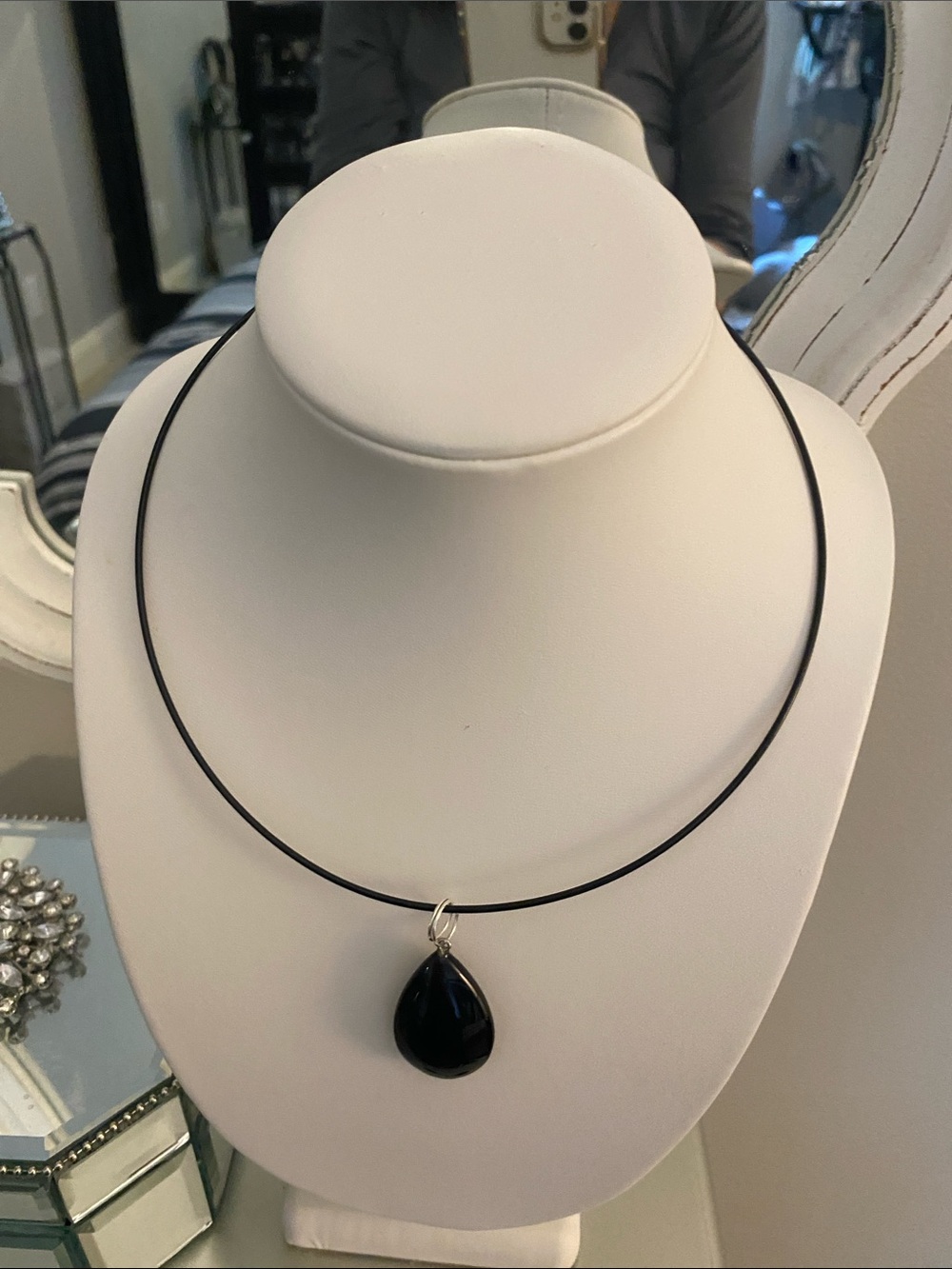 Minimalist Black Teardrop semi precious stone with matching onyx earrings.